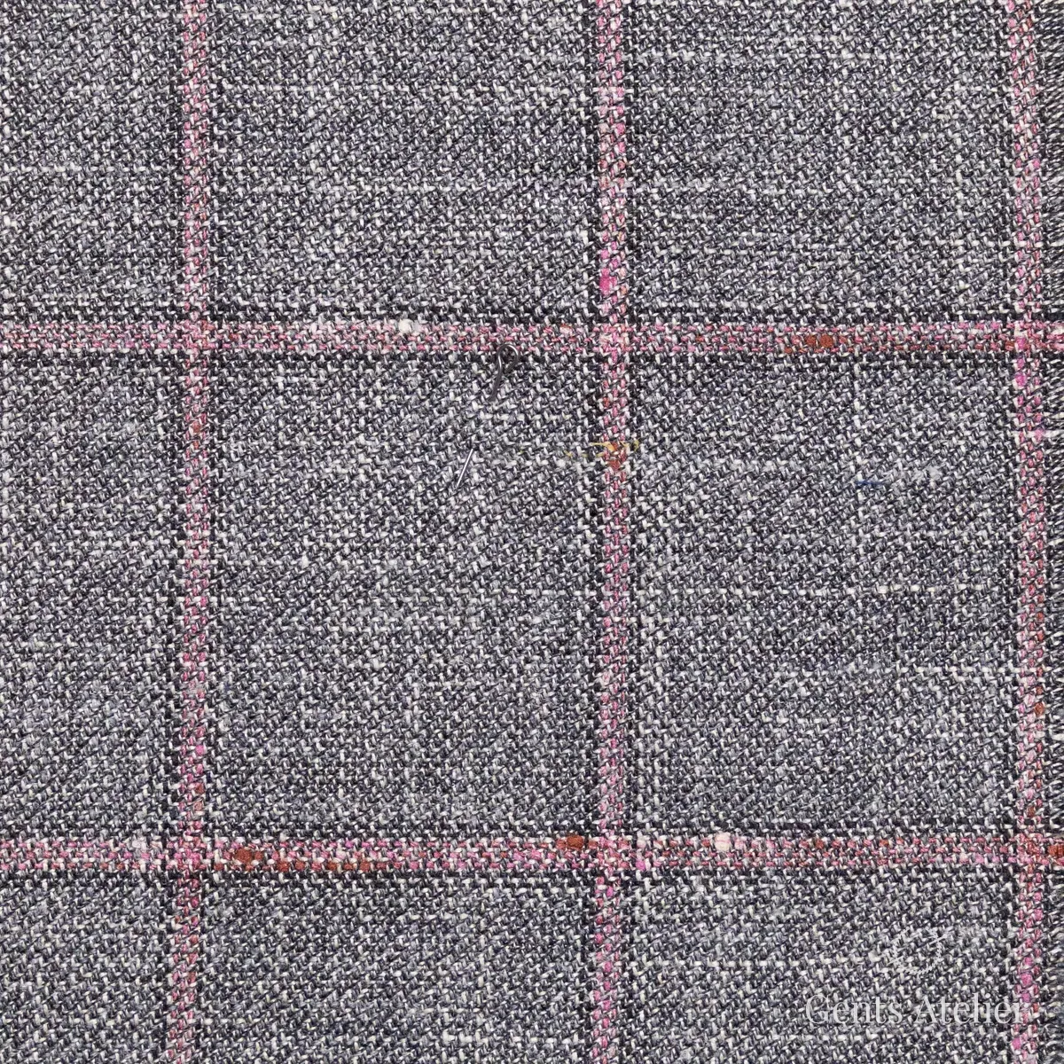 Костюм из Huddersfield 252810-B — серый, 38% шерсть, 34% шёлк, 28% лён
