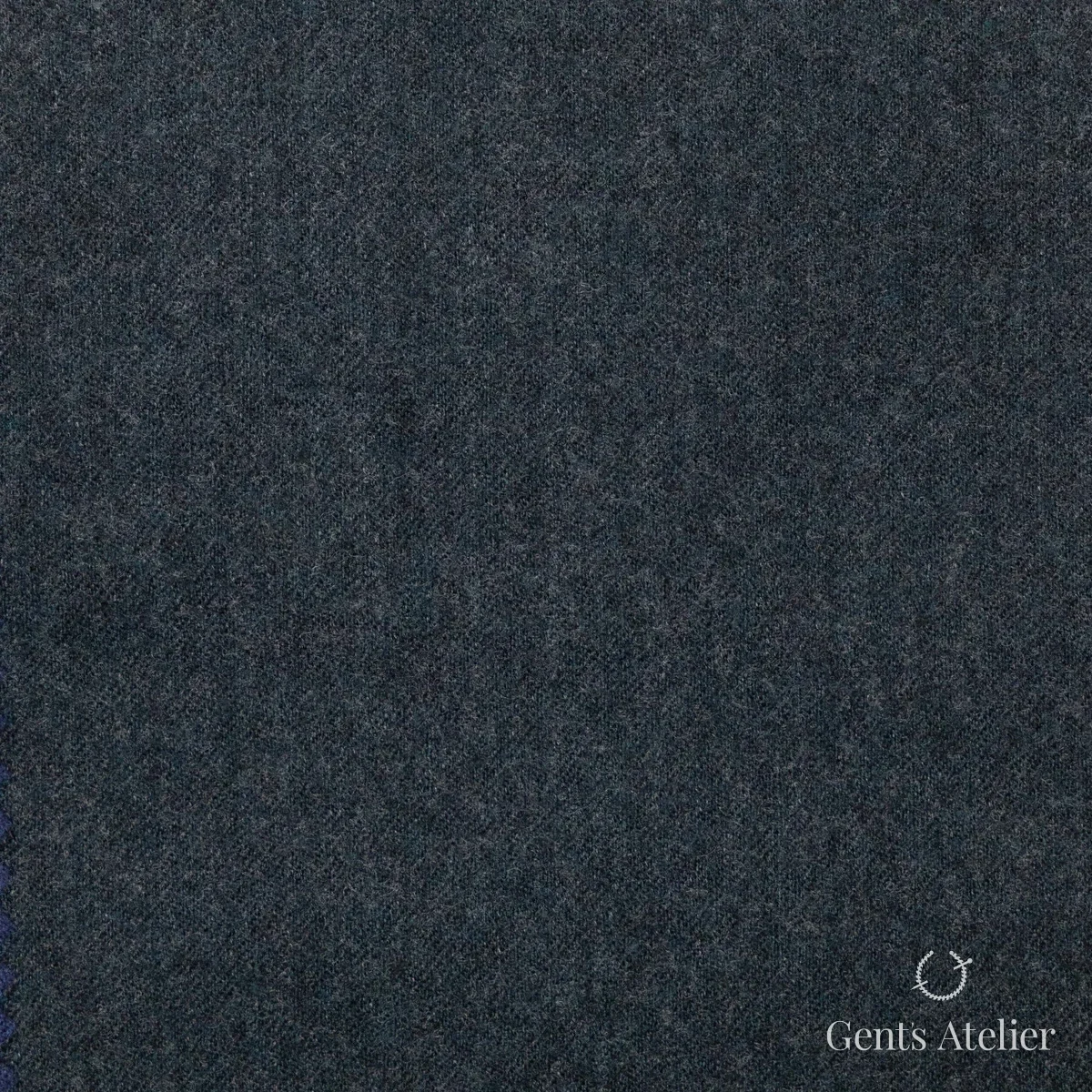Костюм из Stylbiella 32370/130 — тёмно-зелёный (бутылочный) меланж, 100% Шерсть