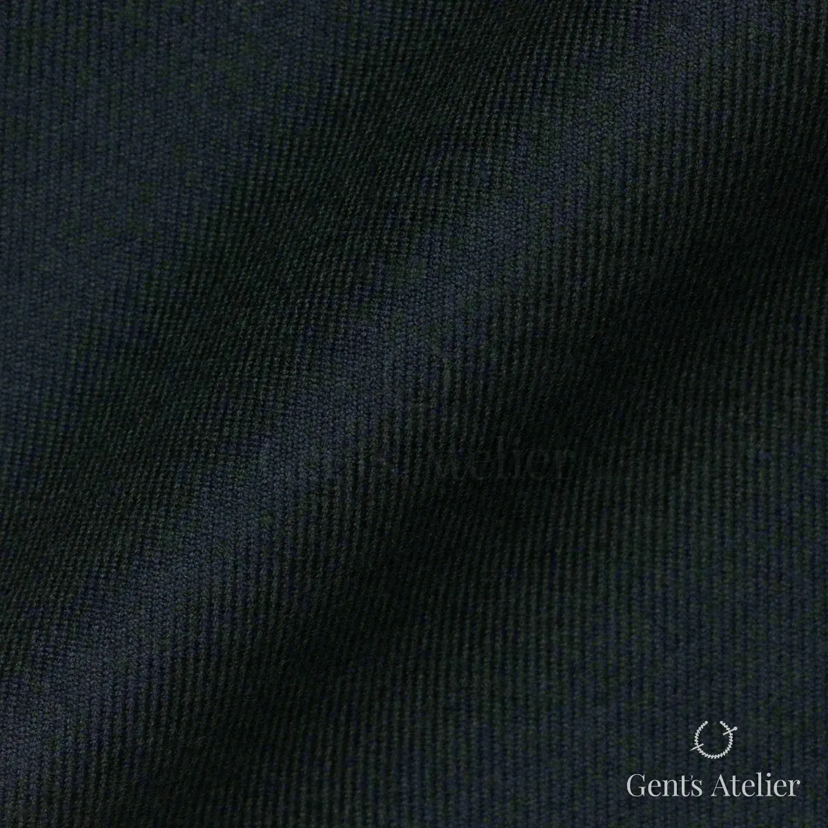 Костюм из James Fabric AW4524-16 — тёмно-зелёный (почти чёрный), 70% Хлопок 30% Тенсел