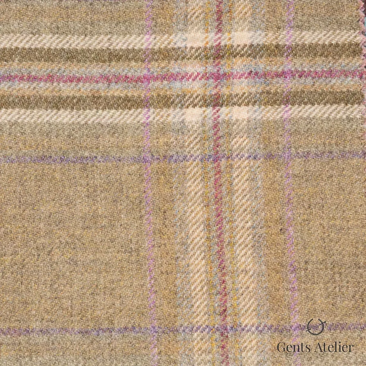 Костюм из Marton Mills CGE207 — бежевый, 100% шерсть