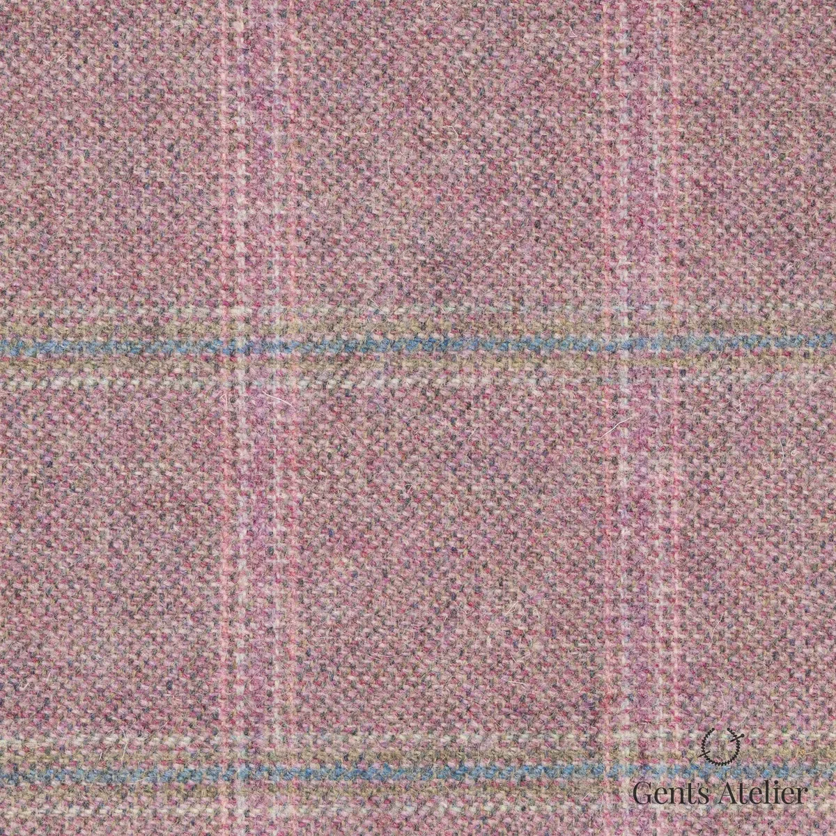 Костюм из Marton Mills CGE135 — розовый, 100% шерсть