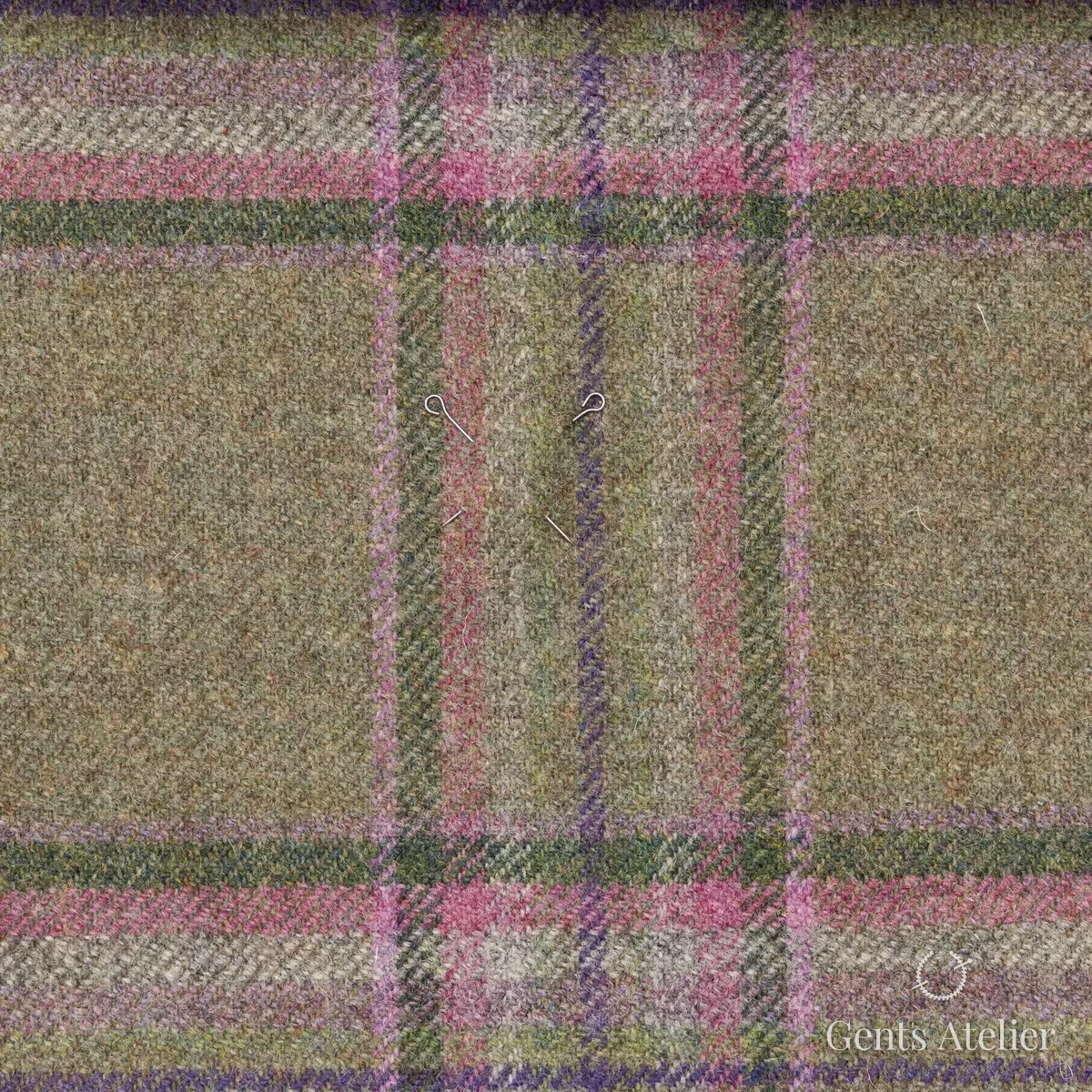 Костюм из Marton Mills CGE210 — оливковый, 100% шерсть