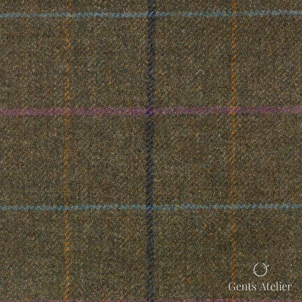 Костюм из Marton Mills CGE326 — оливковый, 100% шерсть