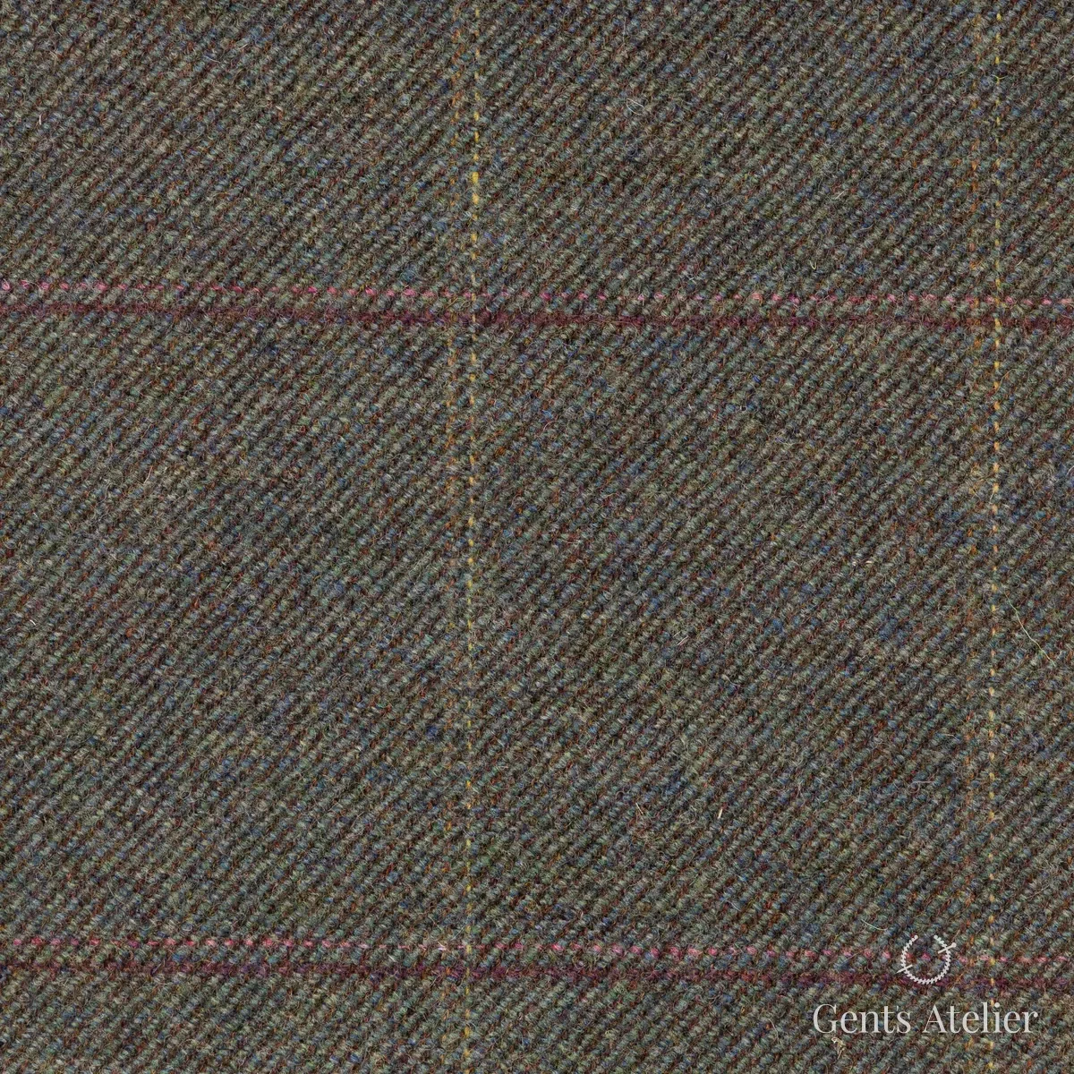 Костюм из Marton Mills CGE147 — тёмно-оливковый, 100% шерсть