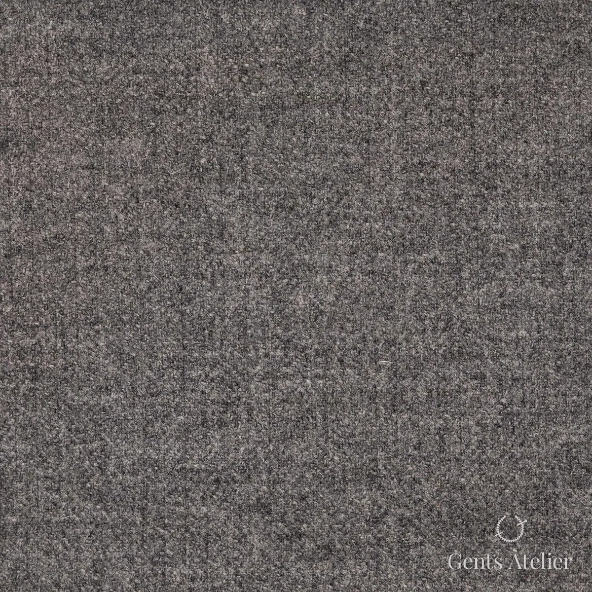 Костюм из Marton Mills CHE166 — серый, 100% шерсть