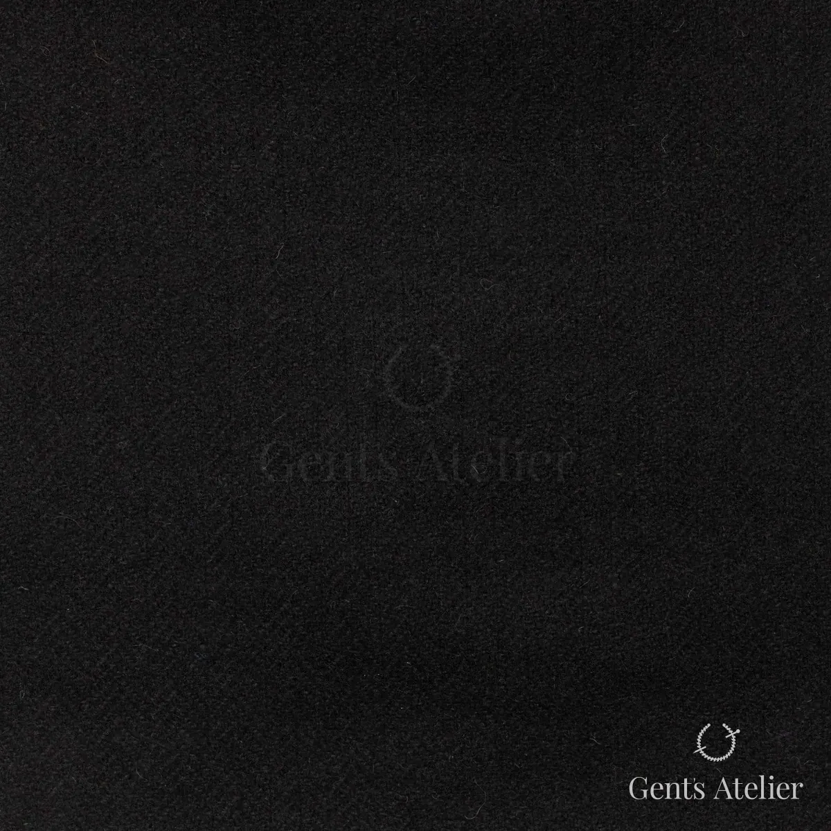Костюм из Marton Mills CHE107 — чёрный, 100% шерсть