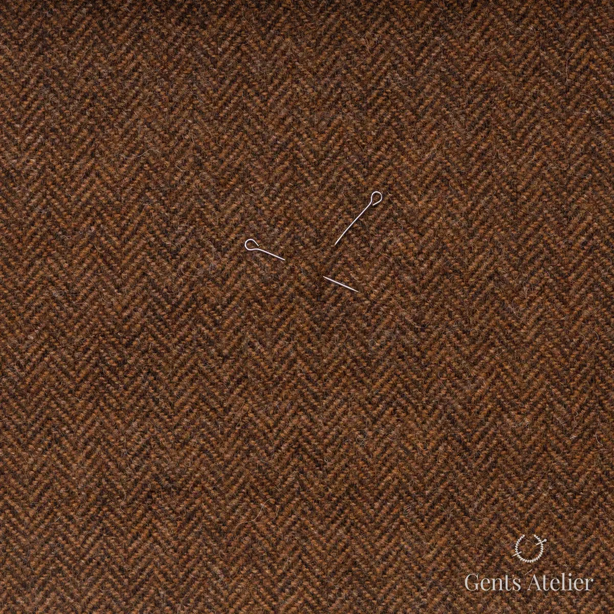 Костюм из Marton Mills CHE112 — коричневый, 100% шерсть