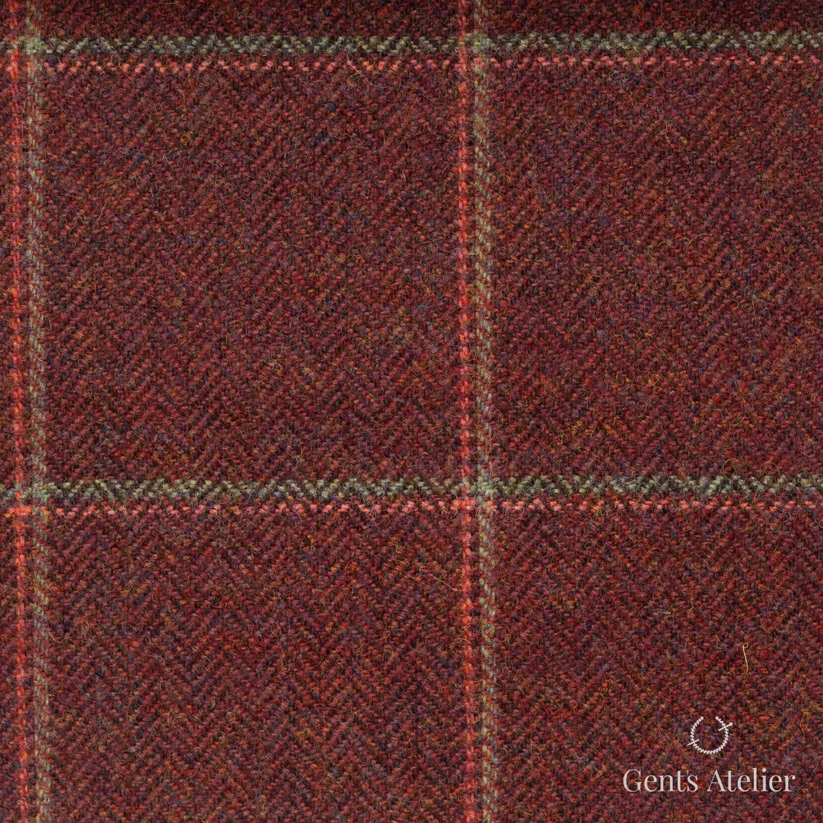 Костюм из Marton Mills CHE168 — бордовый, 100% шерсть
