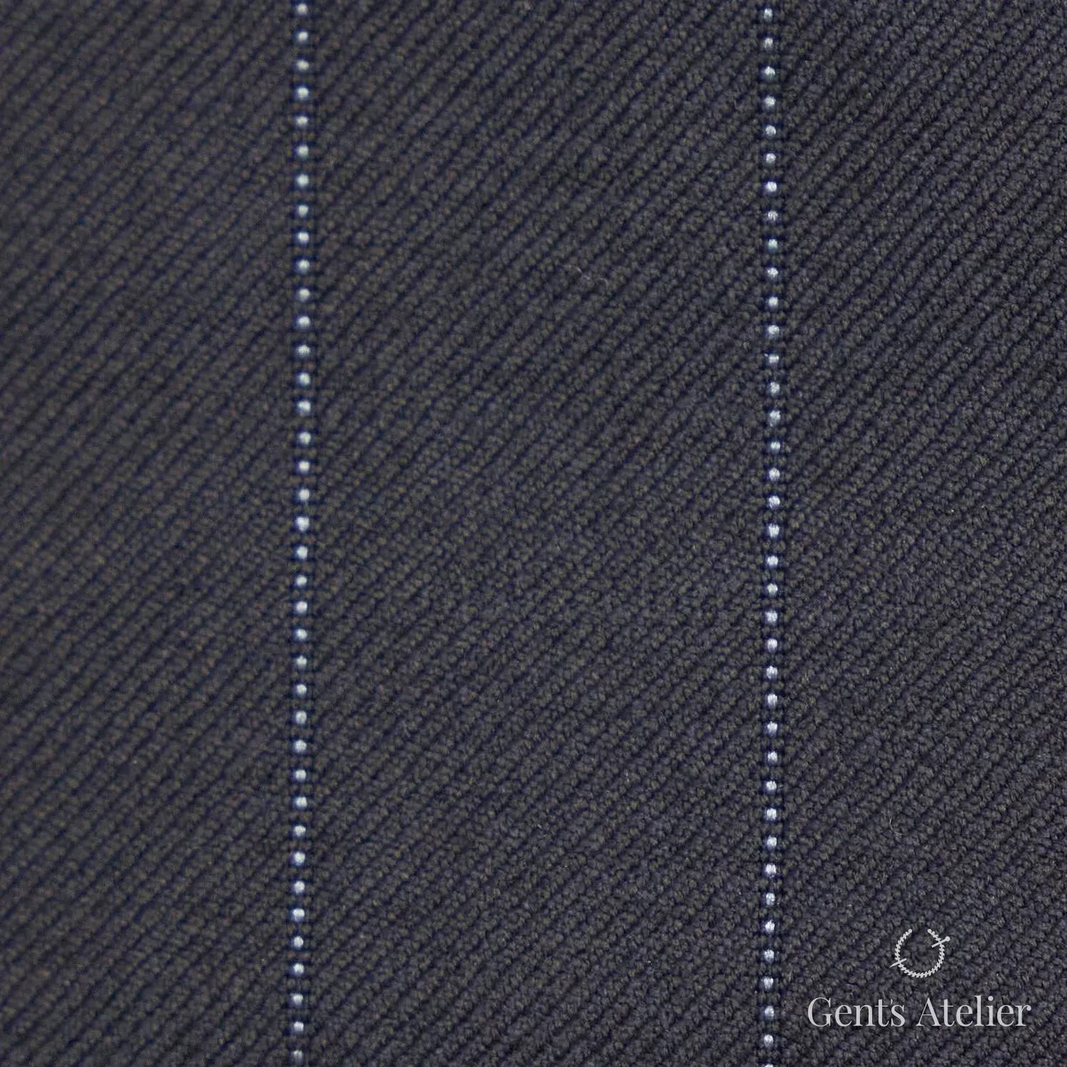 Костюм из Loro Piana TTL2431 — чёрно-синий в полоску, 100% Шерсть