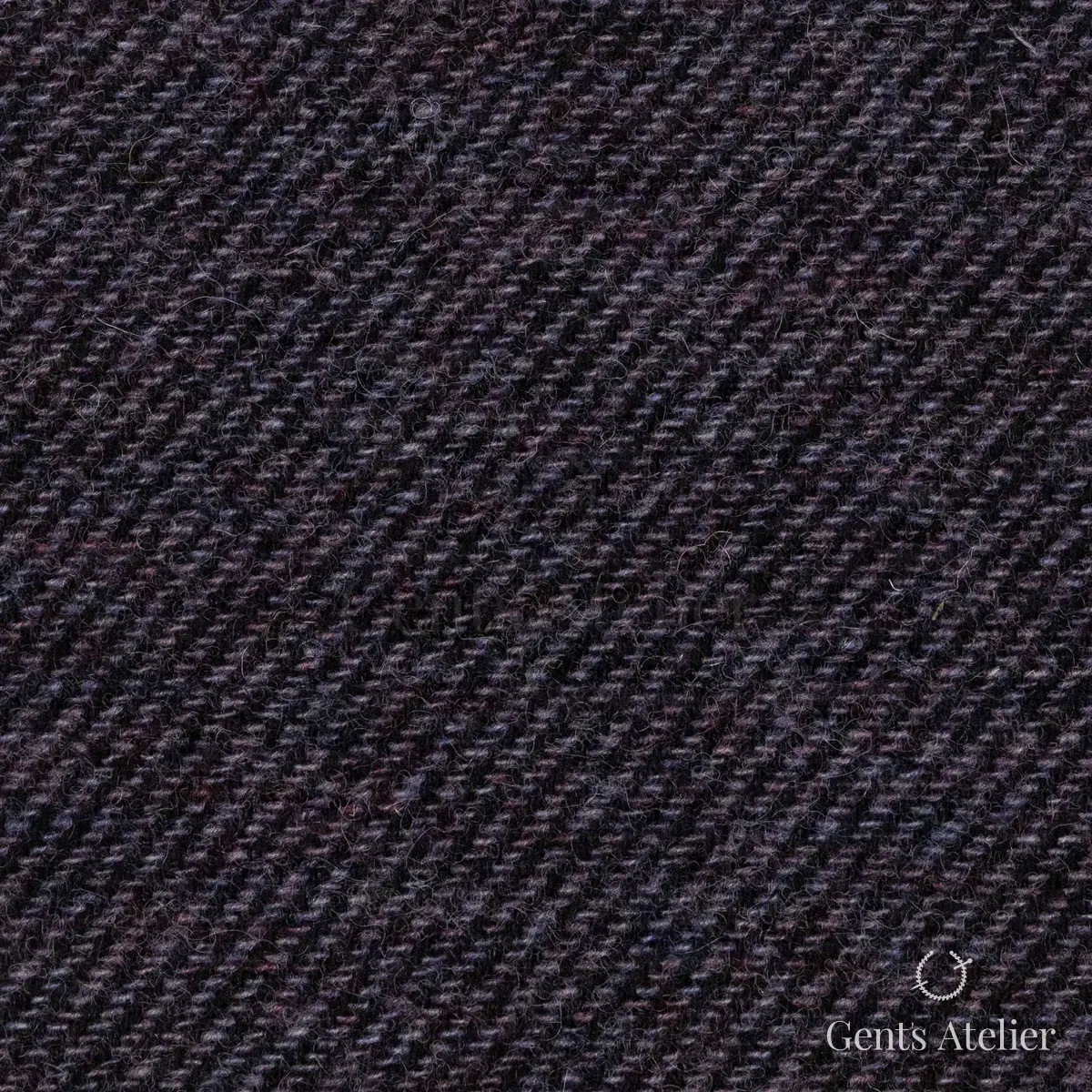 Зимний костюм из Holland & Sherry 8821036 — баклажановый, 100% шерсть