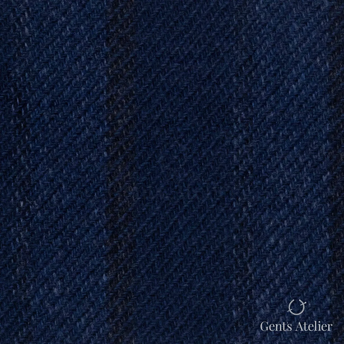 Костюмная ткань Marzoni 651 - 622 / 1500 — Тёмно-синий / Чёрный, однотонная, 90% шерсть, 10% Cashmere