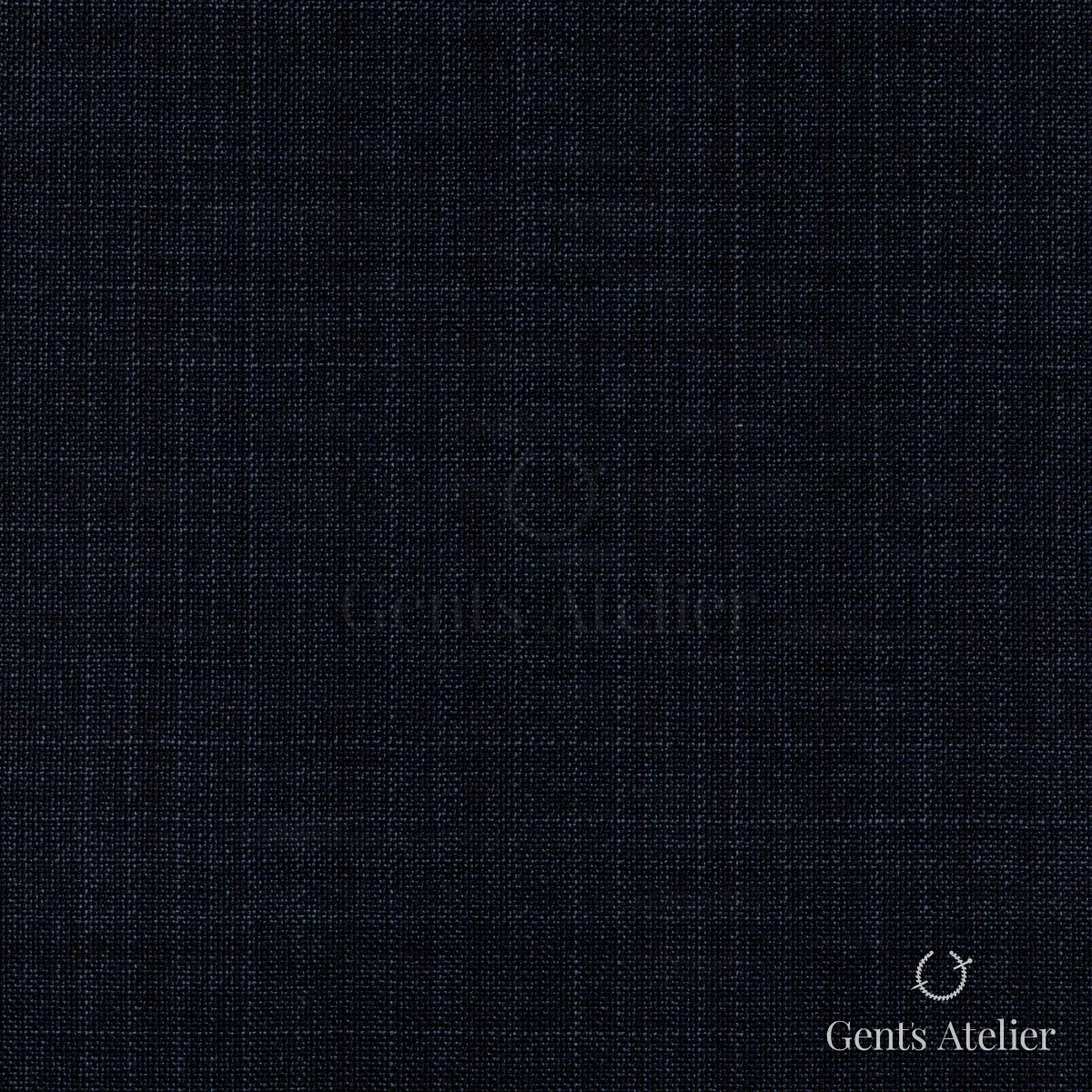 Костюм из Stylbiella 34800 — тёмно-синий, почти однотонный, с едва различимой оконной клеткой, 100%WO