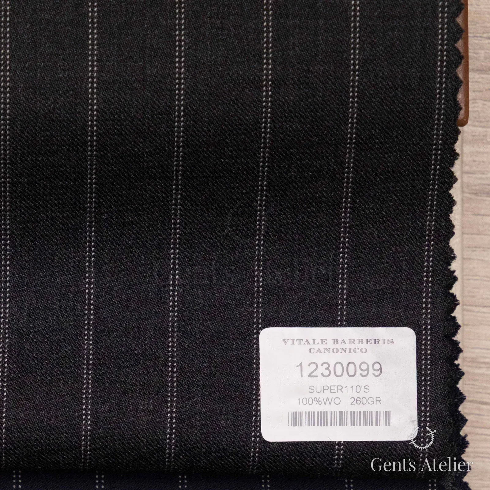 Образец ткани Vitale Barberis Canonico 1230099 с этикеткой, тёмно-серый, почти чёрный