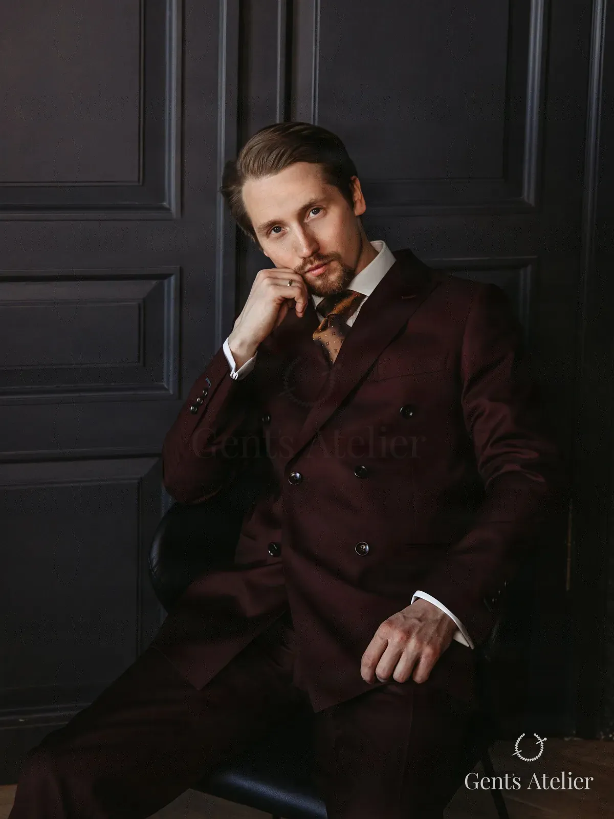Бордовый костюм-двойка из шерсти Vitale Barberis Canonico