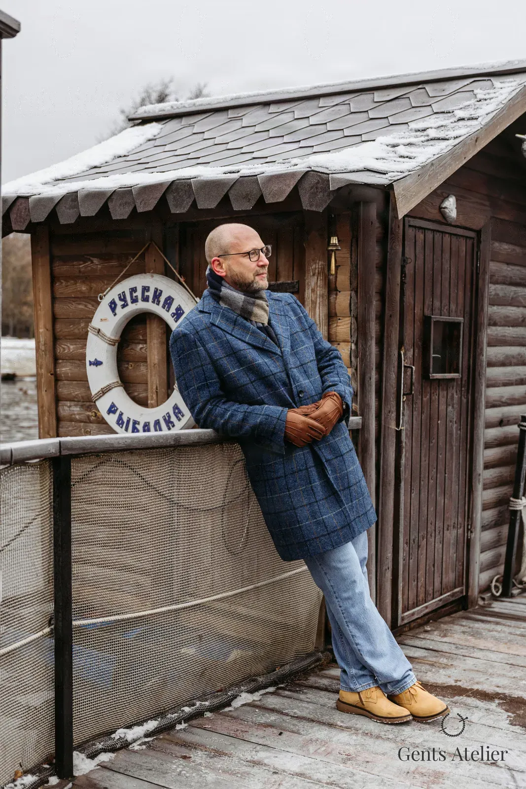 Синее пальто в клетку из твида Harris Tweed